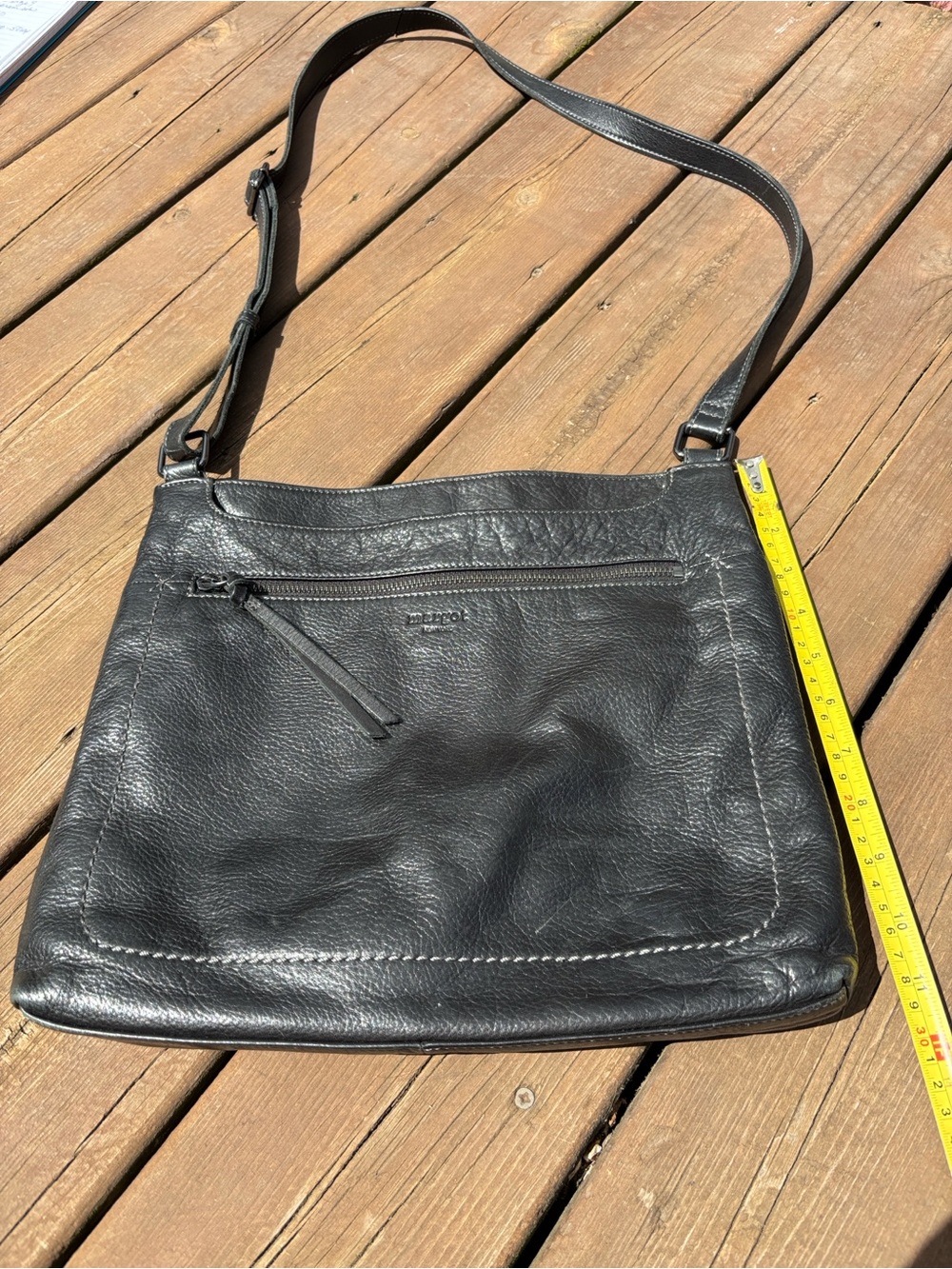 Margot New York leather handbag crossbody deep pockets 13x11